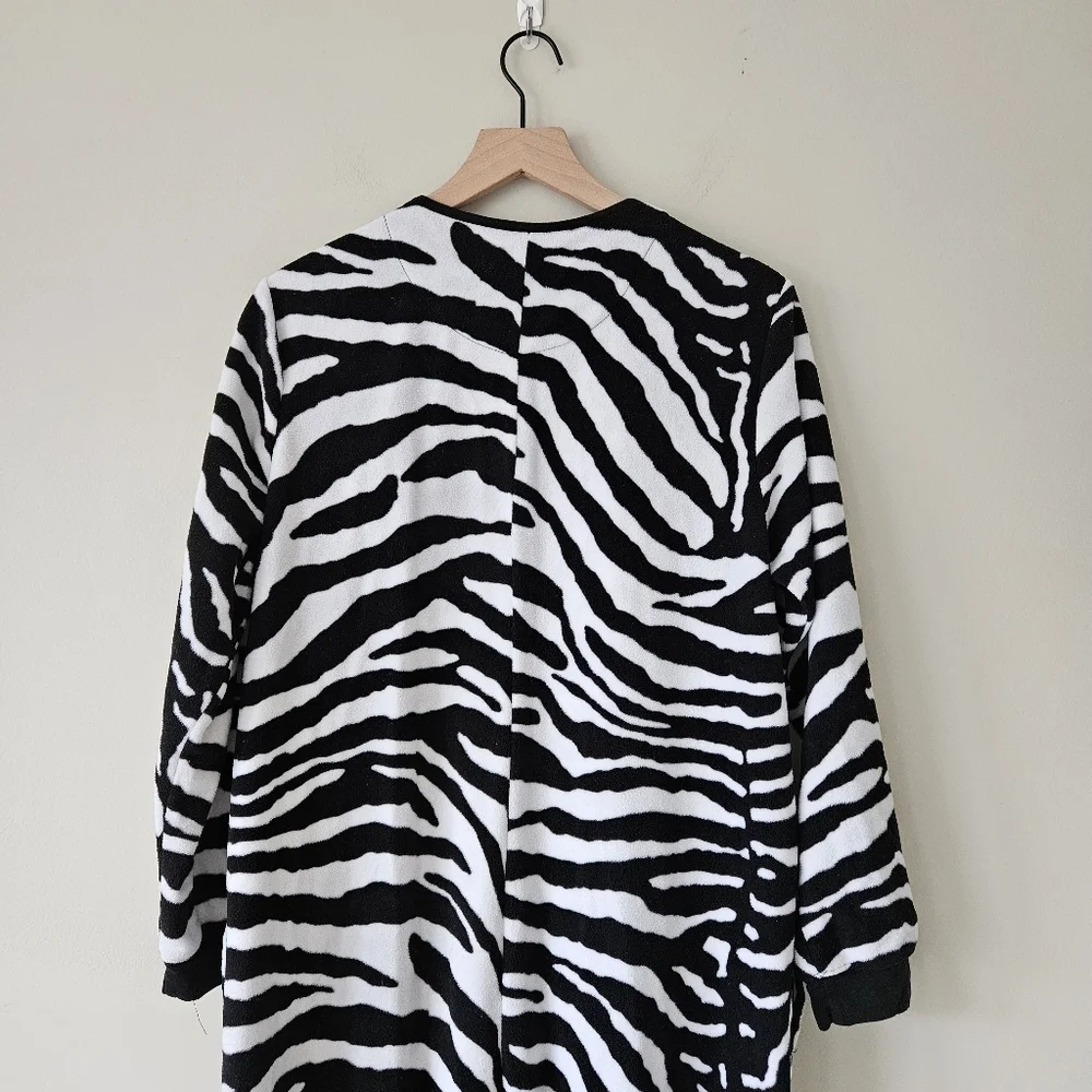 Nick And Nora Black & White Zebra Footed Onesie Pajamas